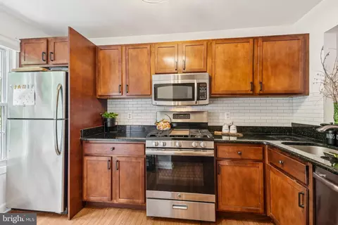 14301 Long Green Dr, Silver Spring, MD 20906 photo 4