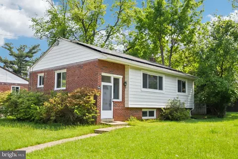 13401 Dauphine St, Silver Spring, MD 20906 photo 2