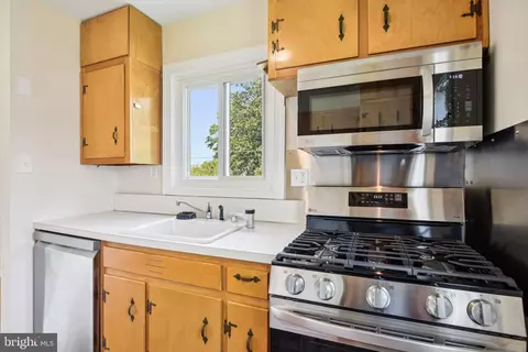 13401 Dauphine St, Silver Spring, MD 20906 photo 11