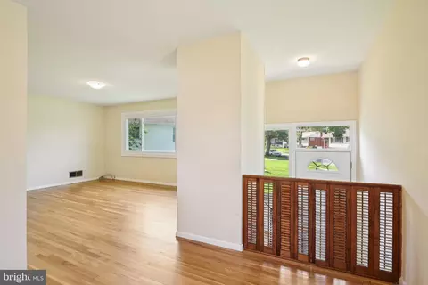 13401 Dauphine St, Silver Spring, MD 20906 photo 8