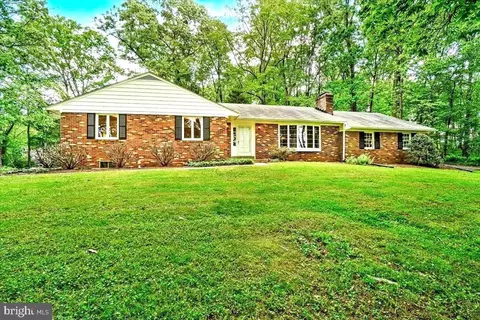 7210 Annapolis Rock Rd, Gaithersburg, MD 20882