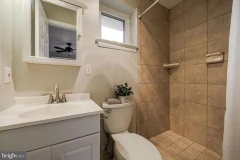 Bath - 808 Gregorio Dr, Silver Spring, MD 20901 photo 1 of 4