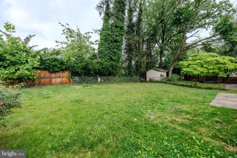 Exterior - 808 Gregorio Dr, Silver Spring, MD 20901 photo 4 of 7