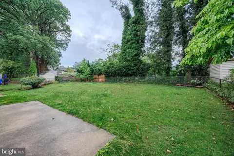 Exterior - 808 Gregorio Dr, Silver Spring, MD 20901 photo 3 of 7