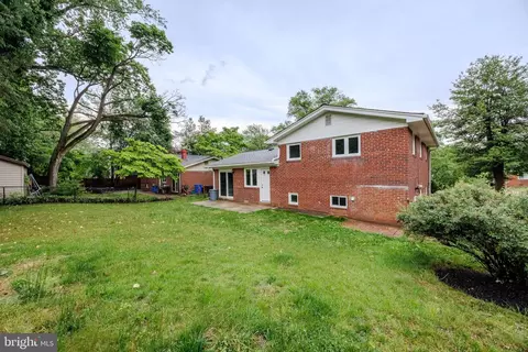 Exterior - 808 Gregorio Dr, Silver Spring, MD 20901 photo 5 of 7