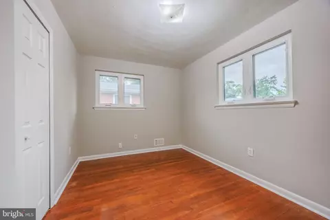 Bedroom - 808 Gregorio Dr, Silver Spring, MD 20901 photo 7 of 8