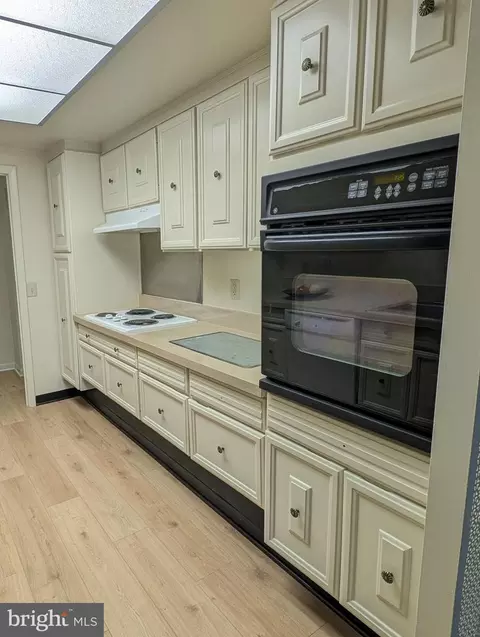 Kitchen - 3576 Chiswick Ct #34-2A, Silver Spring, MD 20906 photo 5 of 8
