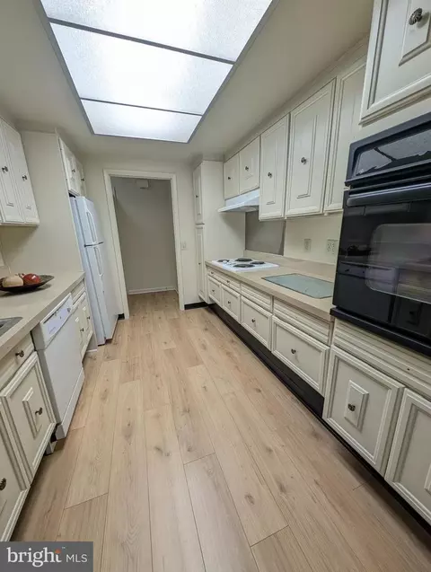 Kitchen - 3576 Chiswick Ct #34-2A, Silver Spring, MD 20906 photo 6 of 8