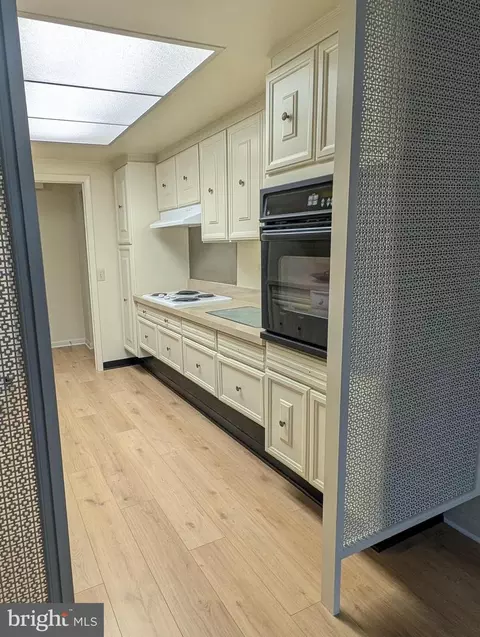 Kitchen - 3576 Chiswick Ct #34-2A, Silver Spring, MD 20906 photo 2 of 8