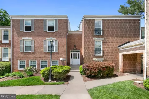 816 Quince Orchard Blvd #201, Gaithersburg, MD 20878