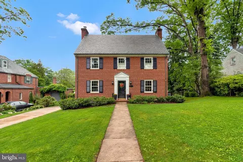 7417 Lynnhurst St, Chevy Chase, MD 20815