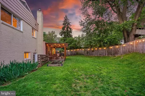 Exterior - 10403 Conover Dr, Silver Spring, MD 20902 photo 6 of 9