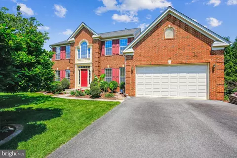 7229 Antares Dr, Gaithersburg, MD 20879