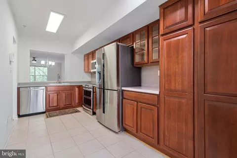 11358 King George Dr #10, Wheaton, MD 20902 photo 6