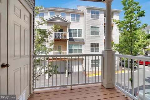 11358 King George Dr #10, Wheaton, MD 20902 photo 5