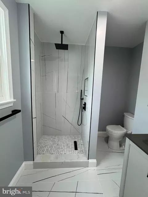 Bath - 12432 Pretoria Dr, Silver Spring, MD 20904 photo 3 of 6