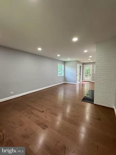 Living - 12432 Pretoria Dr, Silver Spring, MD 20904 photo 4 of 4