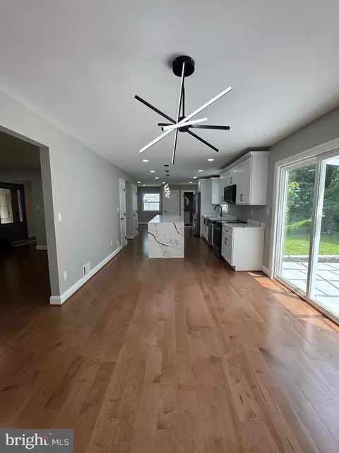 Entry Way - 12432 Pretoria Dr, Silver Spring, MD 20904 photo 3 of 3