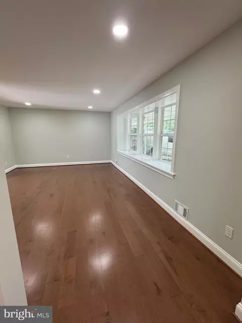 Living - 12432 Pretoria Dr, Silver Spring, MD 20904 photo 2 of 4