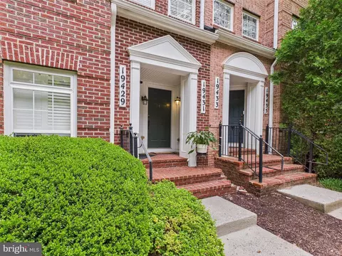 19431 Dover Cliffs Cir #19431, Germantown, MD 20874