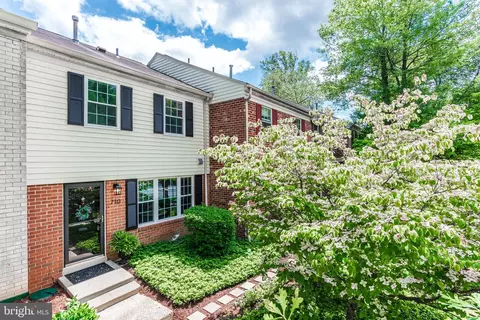 710 College Pkwy #3-710, Rockville, MD 20850