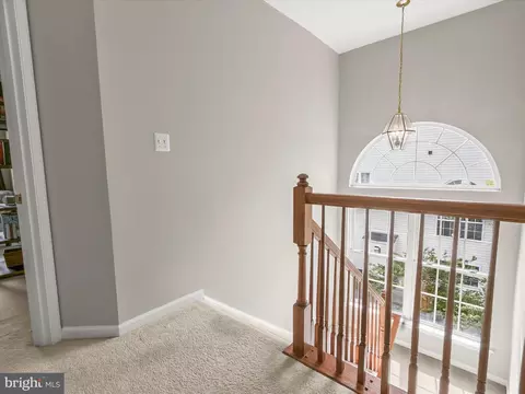 Entry Way - 9808 Darcy Forest Dr, Silver Spring, MD 20910 photo 9 of 11