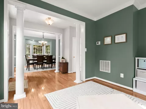 Entry Way - 9808 Darcy Forest Dr, Silver Spring, MD 20910 photo 6 of 11