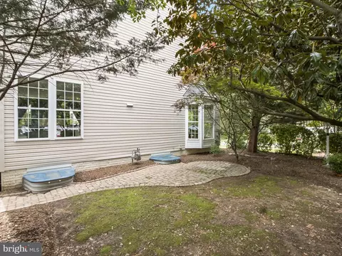 Exterior - 9808 Darcy Forest Dr, Silver Spring, MD 20910 photo 4 of 12
