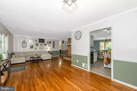 Entry Way - 24624 Ridge Rd, Damascus, MD 20872 photo 2 of 3