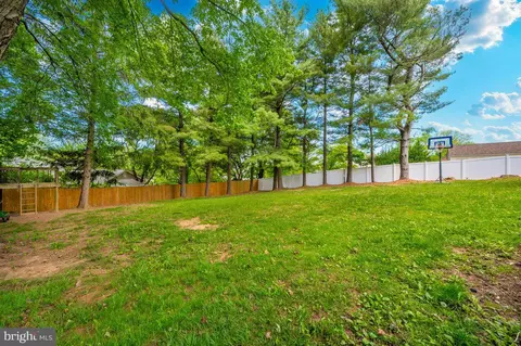 Exterior - 24624 Ridge Rd, Damascus, MD 20872 photo 7 of 9