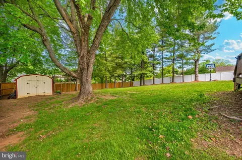 Exterior - 24624 Ridge Rd, Damascus, MD 20872 photo 6 of 9