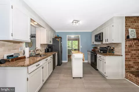 Kitchen - 24624 Ridge Rd, Damascus, MD 20872 photo 1 of 1