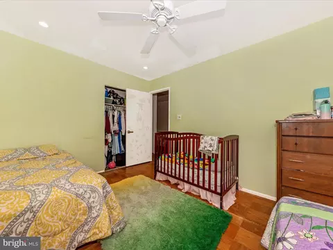 Bedroom - 2350 Sun Valley Cir, Silver Spring, MD 20906 photo 5 of 6