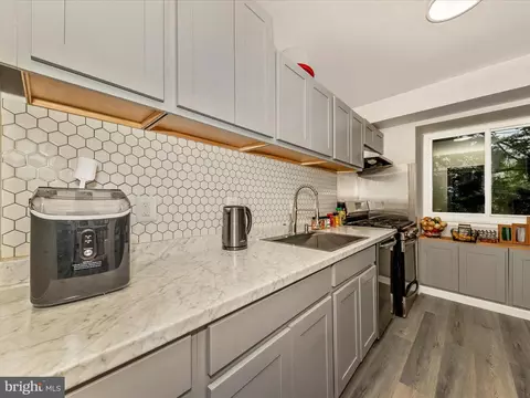 Kitchen - 2350 Sun Valley Cir, Silver Spring, MD 20906 photo 4 of 4
