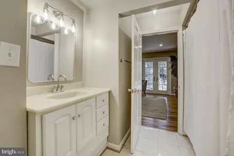 Bath - 10013 Ormond Rd, Potomac, MD 20854 photo 2 of 6
