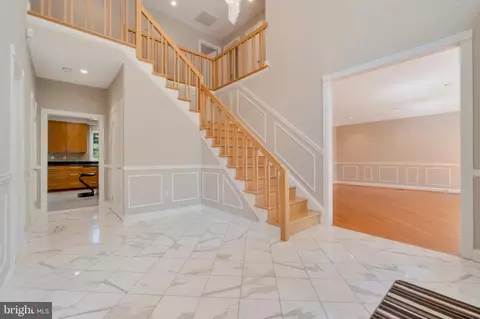 9617 Eldwick Way, Potomac, MD 20854 photo 2