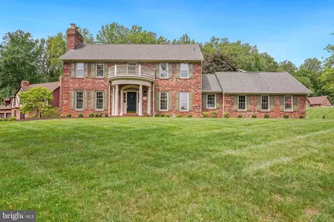 121 Farmgate Ln, Silver Spring, MD 20905 photo 2