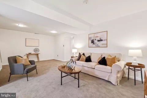 121 Farmgate Ln, Silver Spring, MD 20905 photo 43