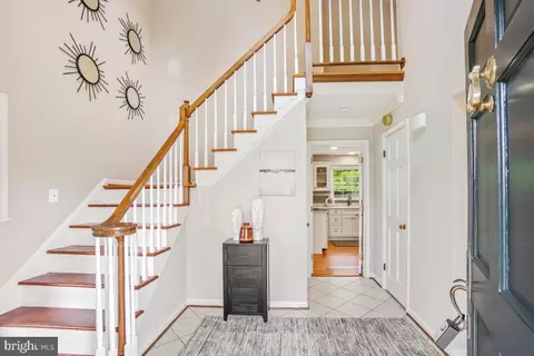 121 Farmgate Ln, Silver Spring, MD 20905 photo 6