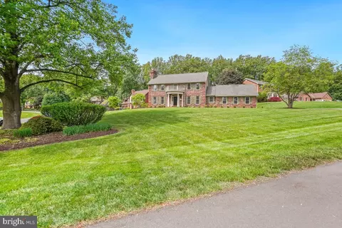 121 Farmgate Ln, Silver Spring, MD 20905