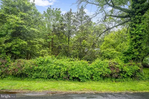 12820 Baker Dr, Silver Spring, MD 20904 photo 5