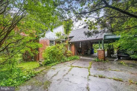 12820 Baker Dr, Silver Spring, MD 20904 photo 3