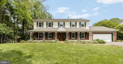12125 Pawnee Dr, Gaithersburg, MD 20878