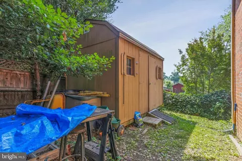 Exterior - 10509 Huntley Pl, Silver Spring, MD 20902 photo 5 of 5