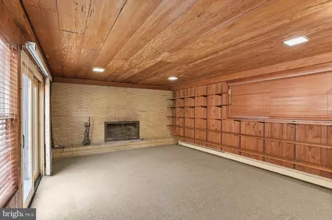 Living - 10509 Huntley Pl, Silver Spring, MD 20902 photo 5 of 5