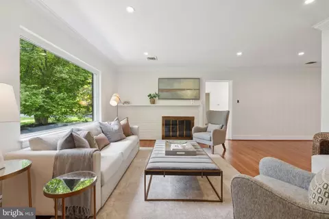 701 Notley Rd, Silver Spring, MD 20904