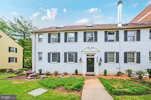 2240 Washington Ave #101A, Silver Spring, MD 20910