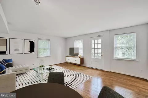 Living - 2240 Washington Ave #101A, Silver Spring, MD 20910 photo 3 of 3