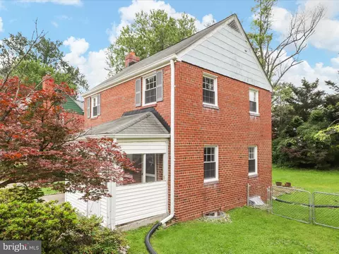 Exterior - 1808 Cody Dr, Silver Spring, MD 20902 photo 3 of 9