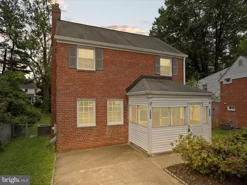 Exterior - 1808 Cody Dr, Silver Spring, MD 20902 photo 2 of 9